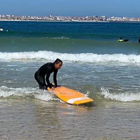 Baleal Surf & Wild Beach House Guest house Ferrel (Leiria)