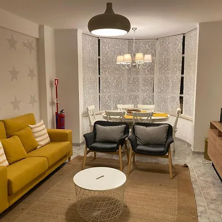 Guest house Baleal Surf & Wild Beach House 2*